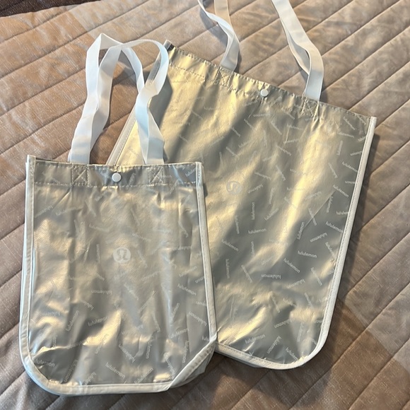 1 Large and 1 Small Lululemon’s Athletic new totes - Picture 3 of 12